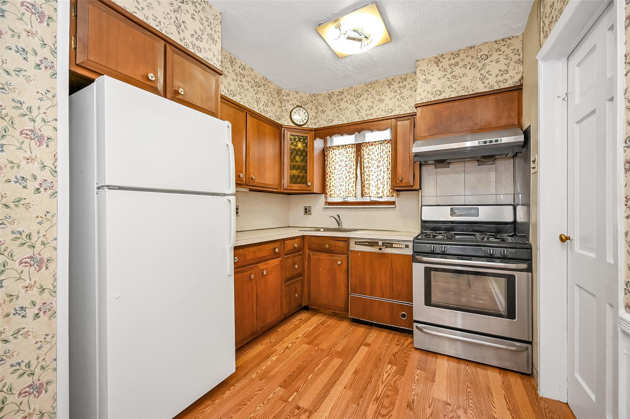 86-32 Avon Street, Jamaica Estates, NY 11432