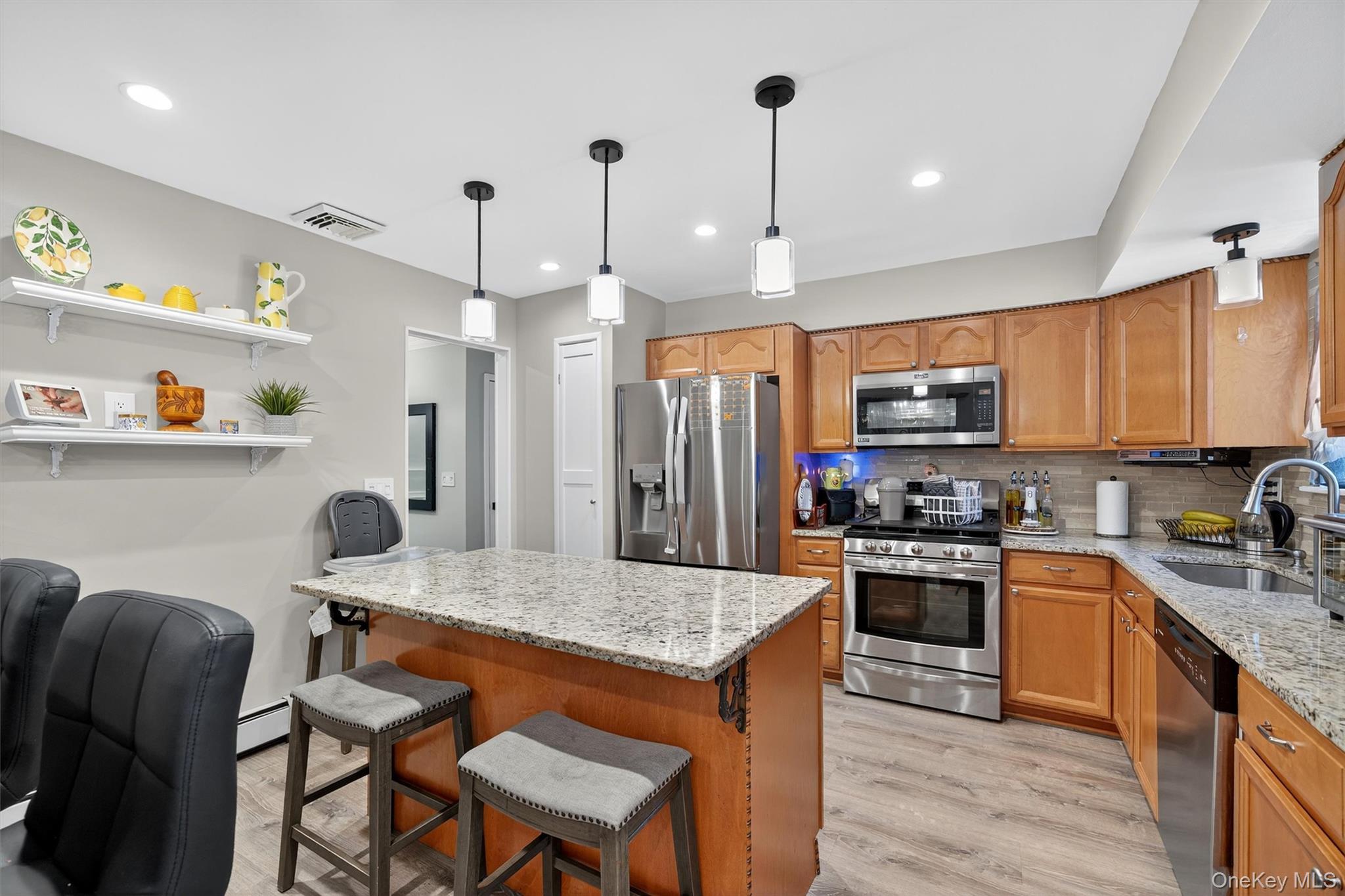 95 Rolling Meadows Road, Middletown, NY 10940