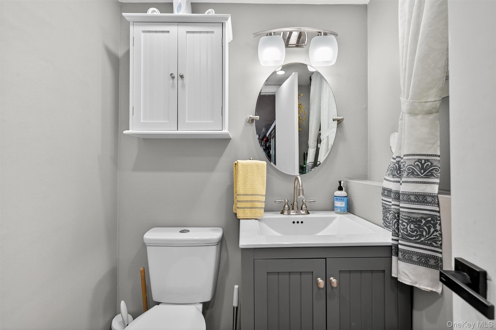 95 Rolling Meadows Road, Middletown, NY 10940