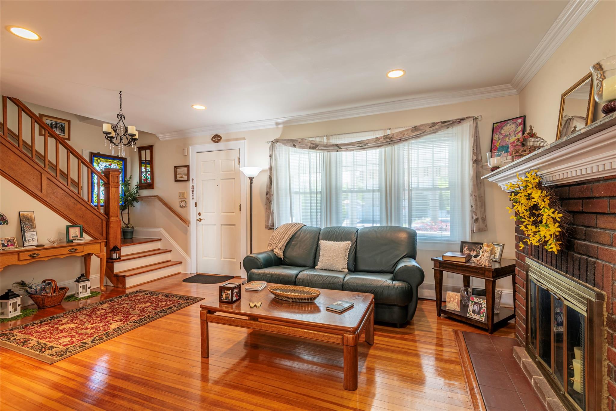 138 Oceanview Road, East Rockaway, NY 11518