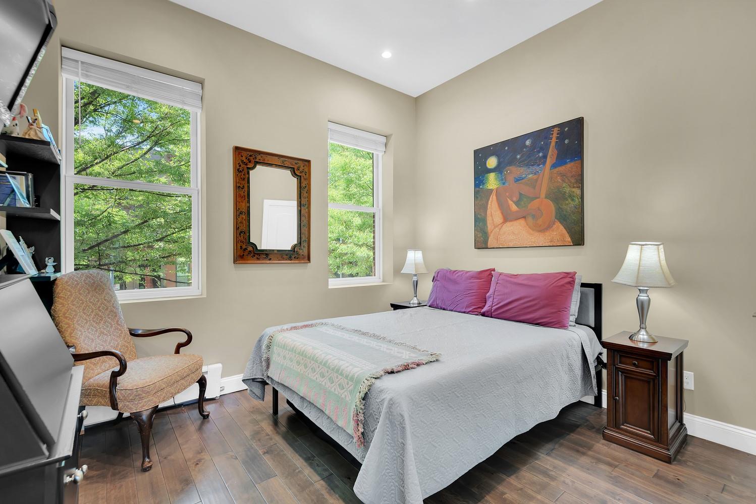 459 Vanderbilt Avenue, Brooklyn, NY 11238