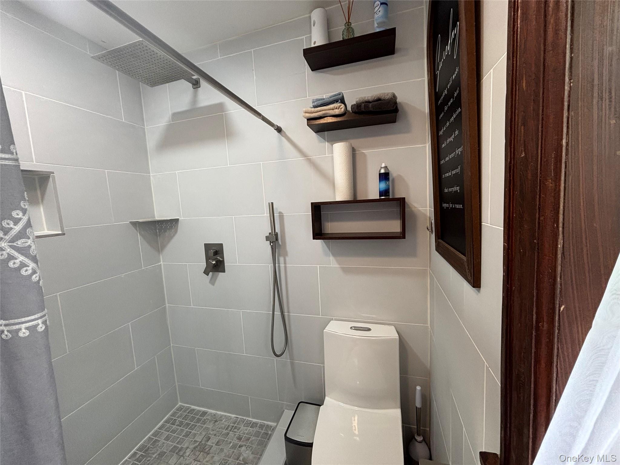 147 Lime Ridge Road, Poughquag, NY 12570