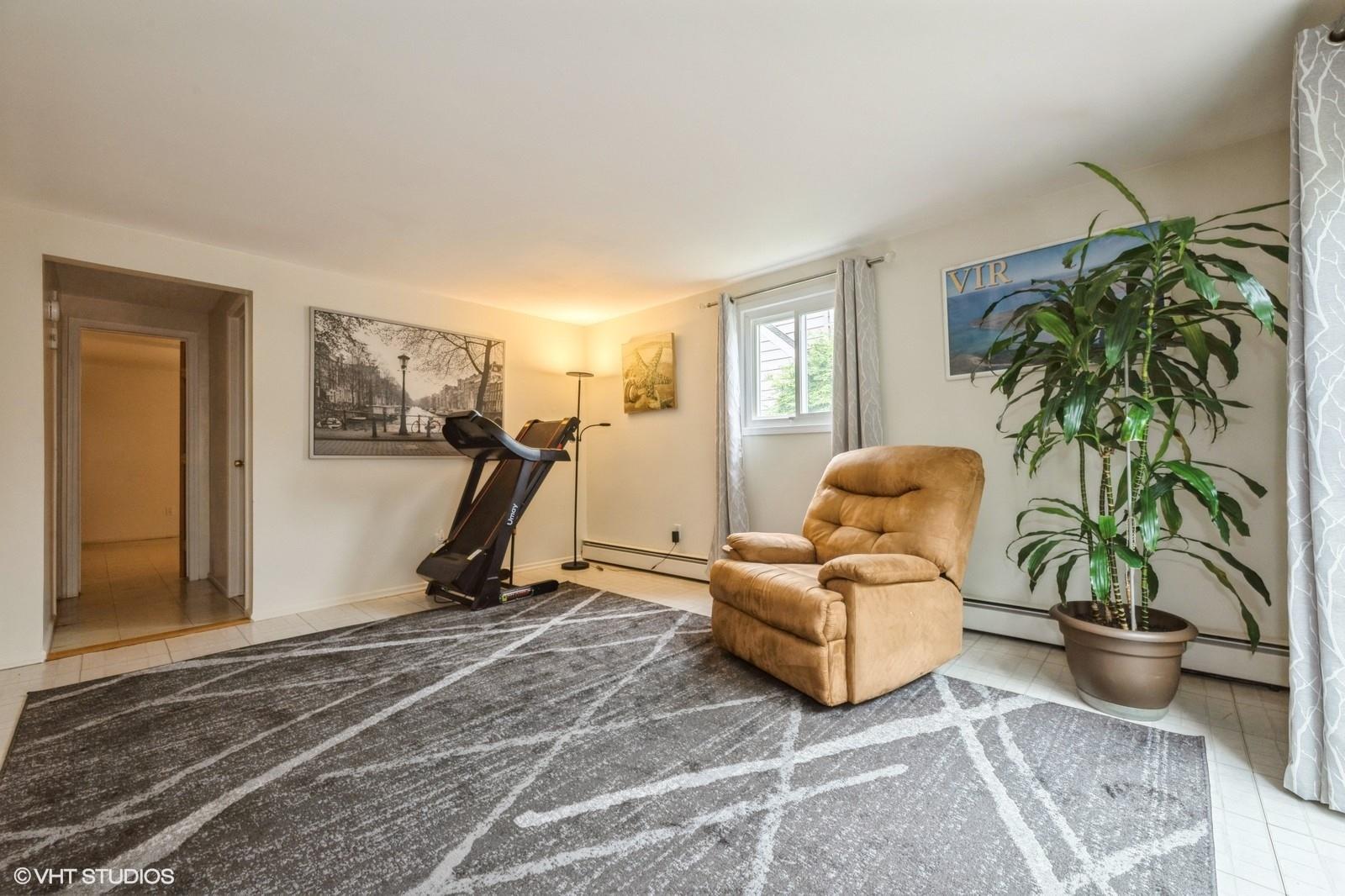 2104 Fir Street, Wantagh, NY 11793