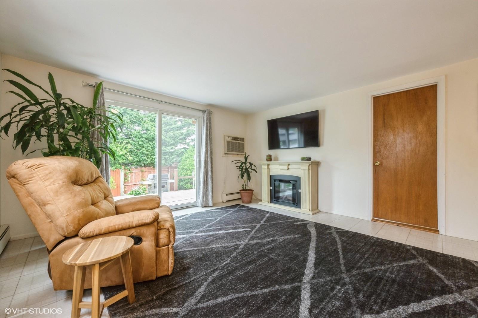 2104 Fir Street, Wantagh, NY 11793