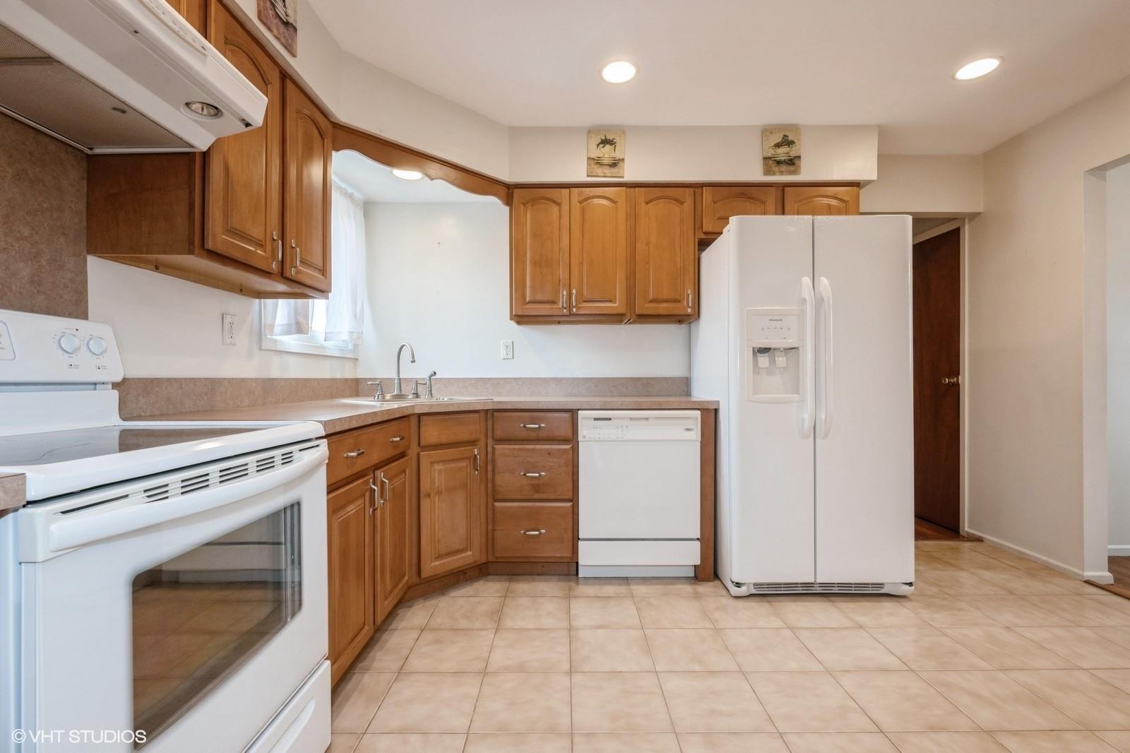 2104 Fir Street, Wantagh, NY 11793