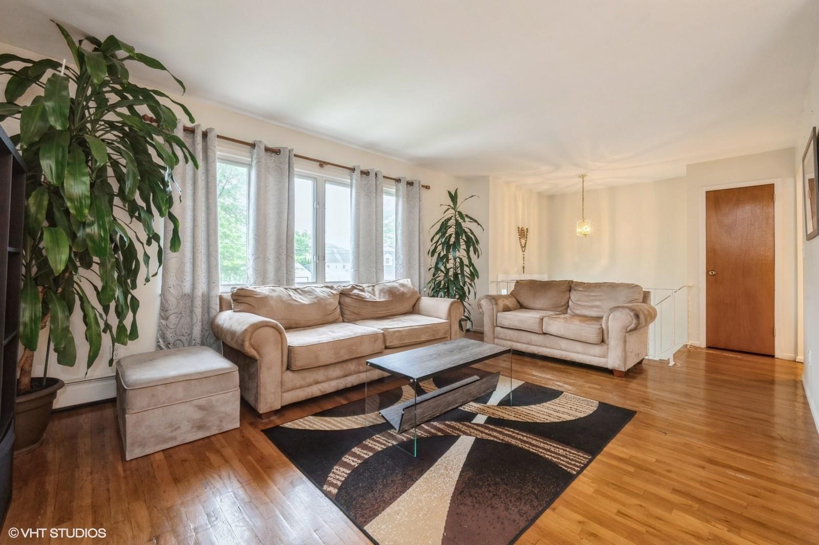 2104 Fir Street, Wantagh, NY 11793