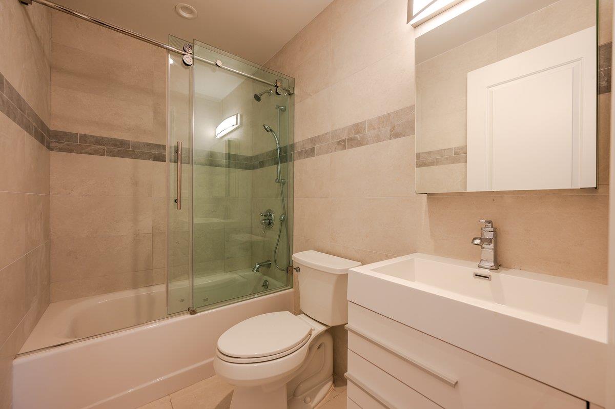 661 W Broadway # 203, Long Beach, NY 11561