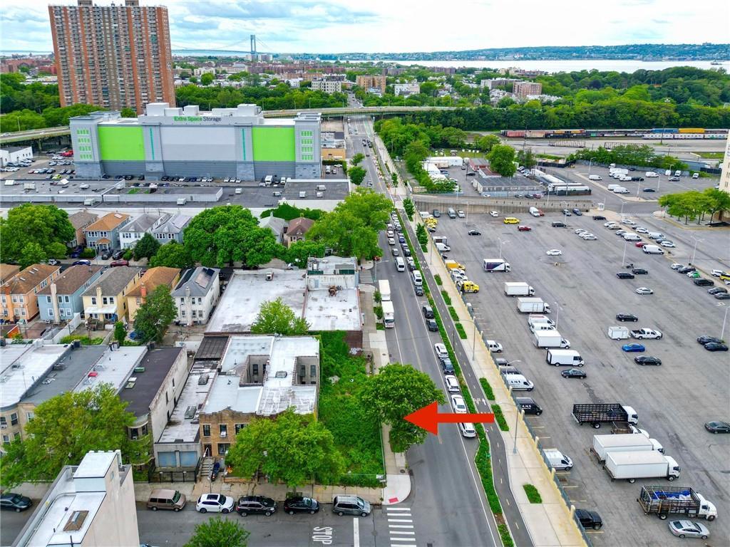 202 61st Street, Brooklyn, NY 11220