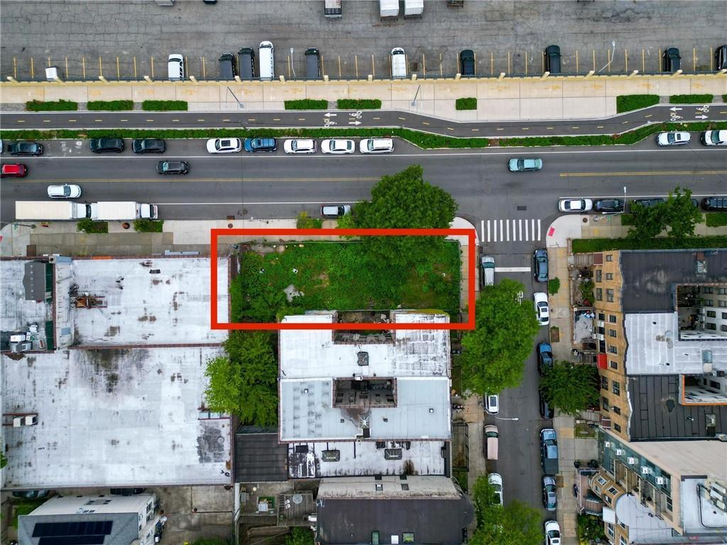 202 61st Street, Brooklyn, NY 11220