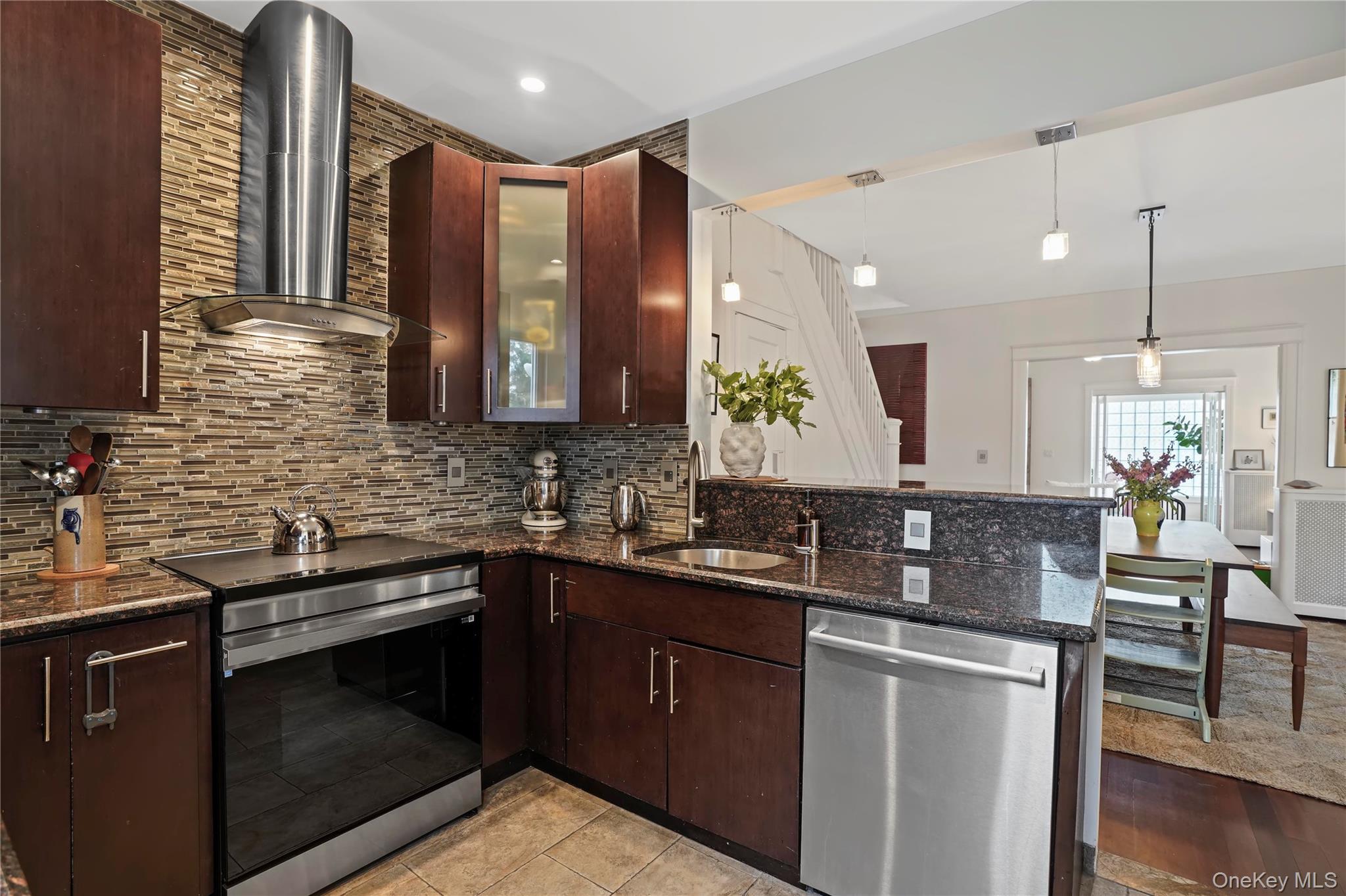 6023 Cooper Avenue, Glendale, NY 11385