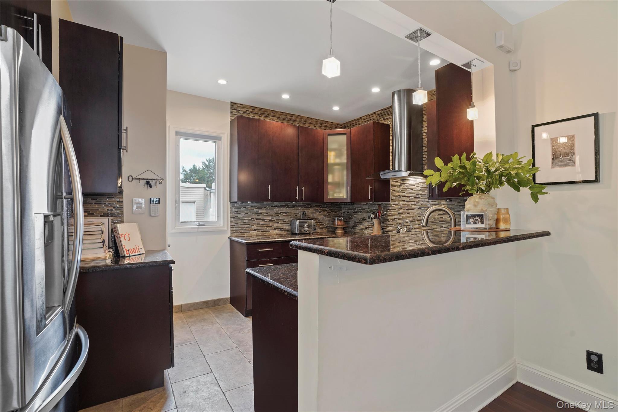 6023 Cooper Avenue, Glendale, NY 11385