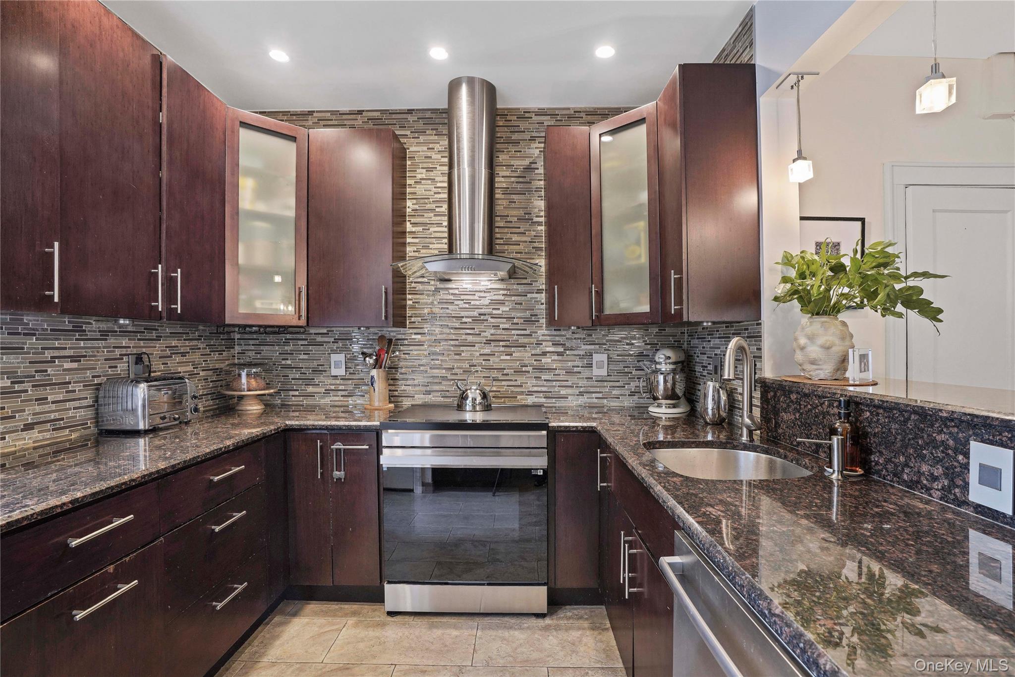 6023 Cooper Avenue, Glendale, NY 11385