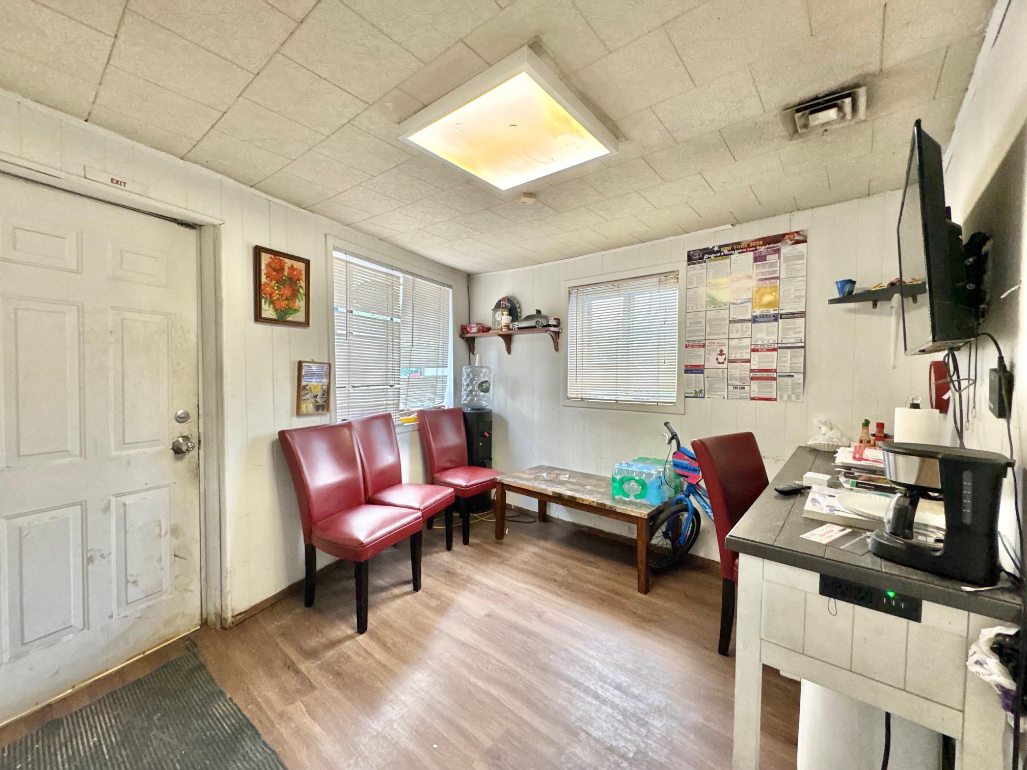 1959 New York Avenue, Huntington Station, NY 11746