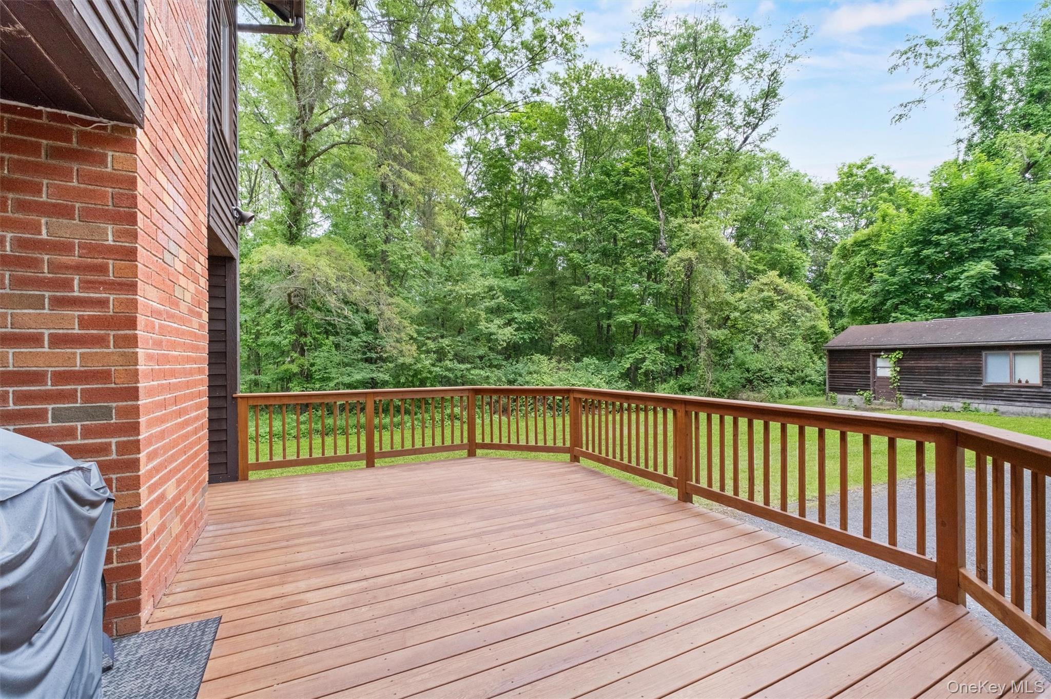 7 Elliotts Lane, New Paltz, NY 12528