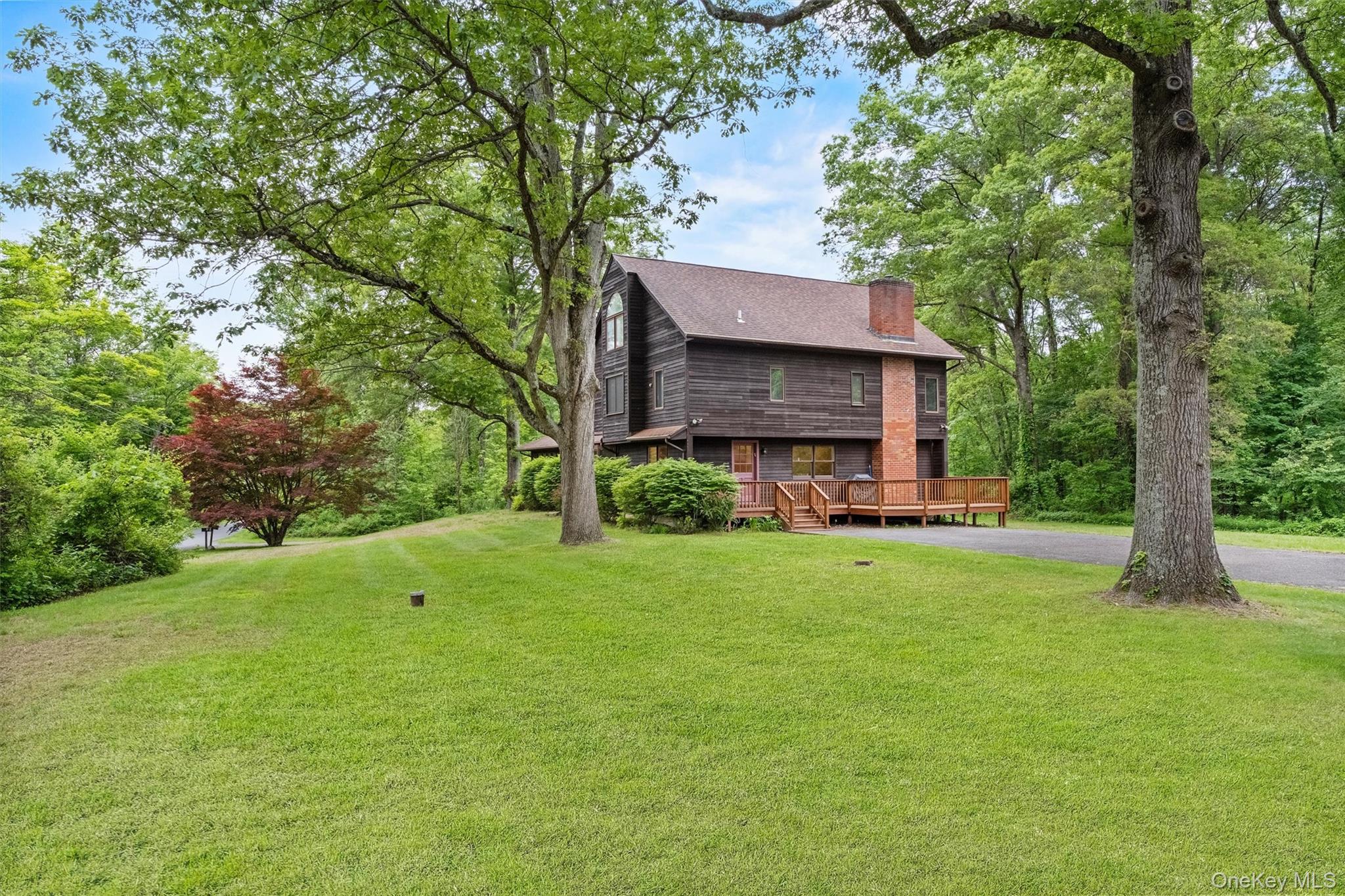 7 Elliotts Lane, New Paltz, NY 12528