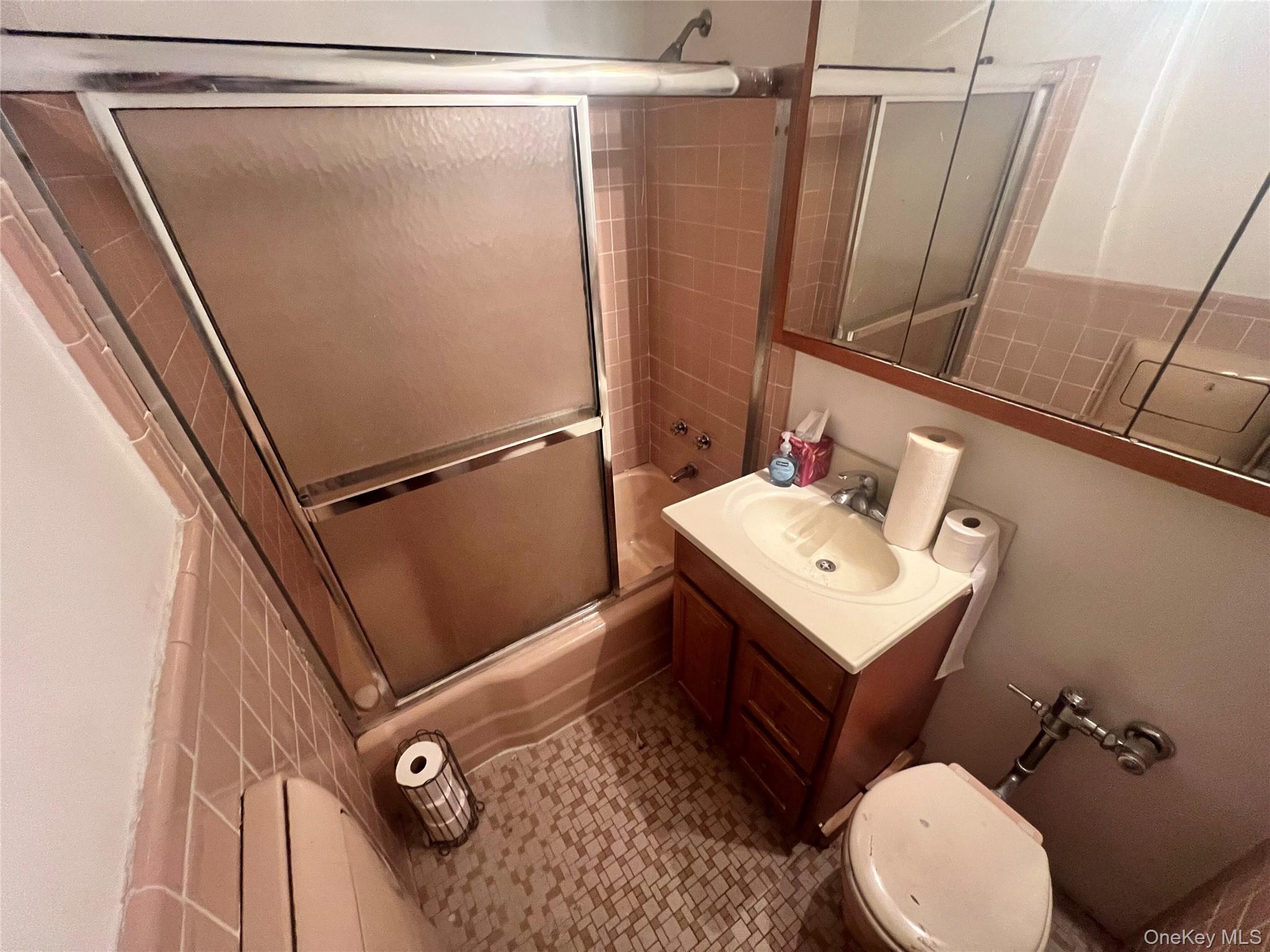 52-30 39 Drive # LN, Woodside, NY 11377