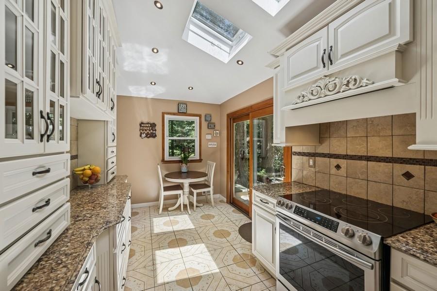 76 Stony Hollow Road, Centerport, NY 11721