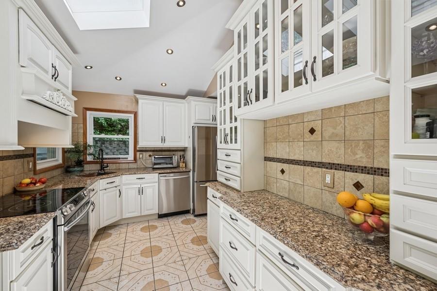 76 Stony Hollow Road, Centerport, NY 11721