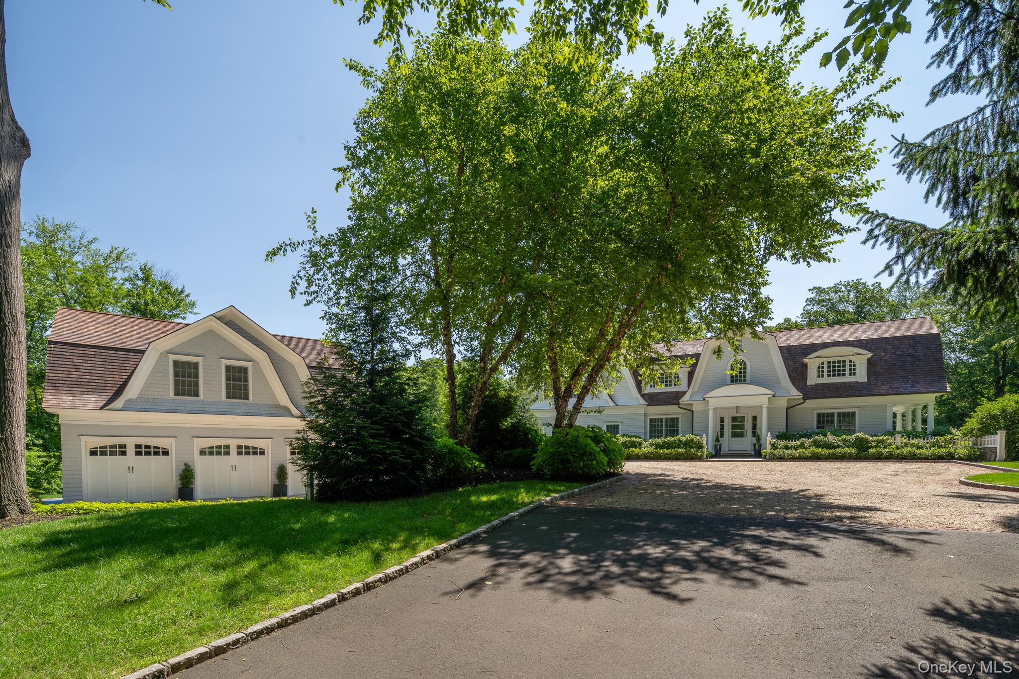 8 East Huxley Drive, Lloyd Harbor, NY 11743