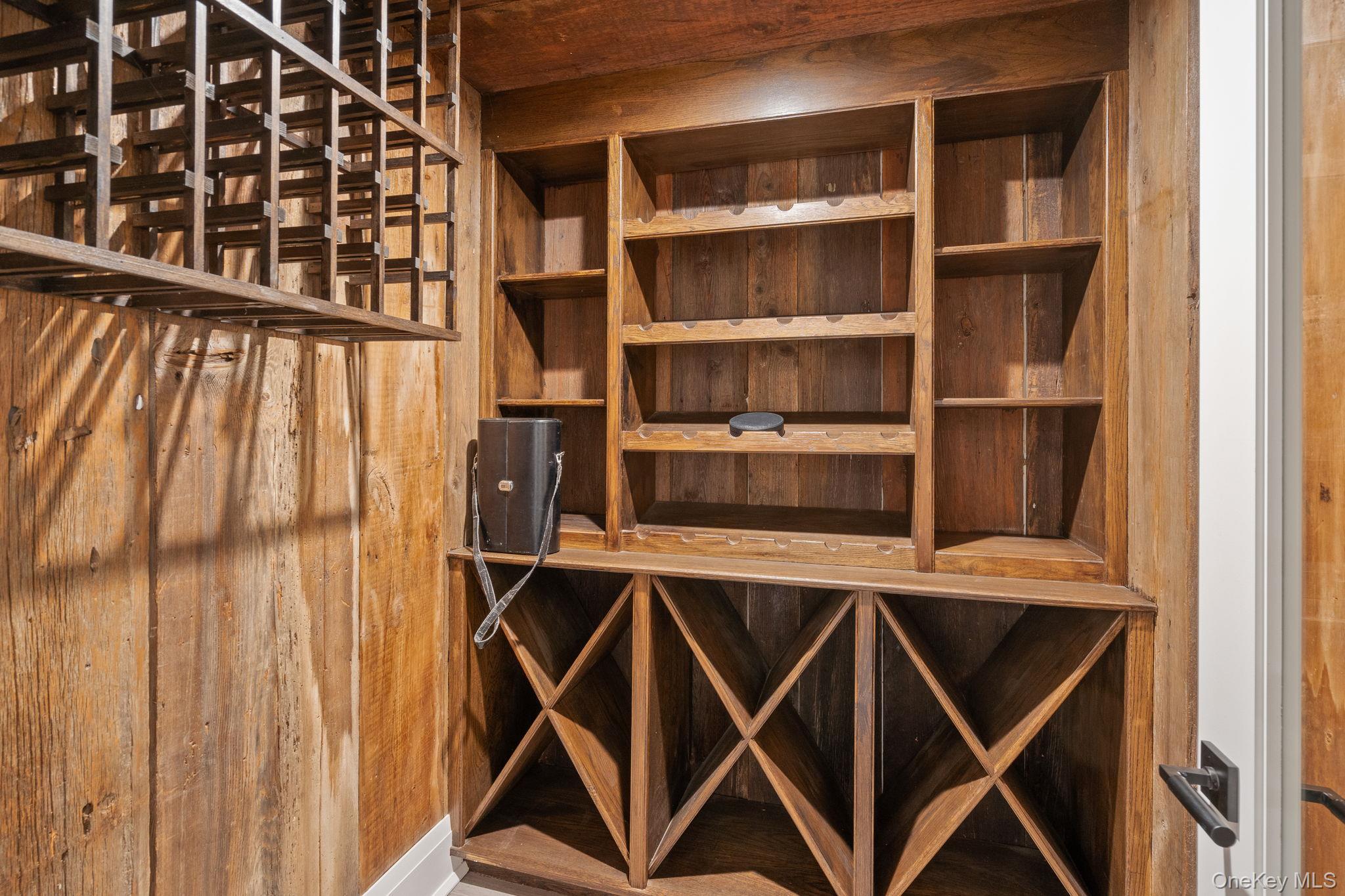 8 East Huxley Drive, Lloyd Harbor, NY 11743