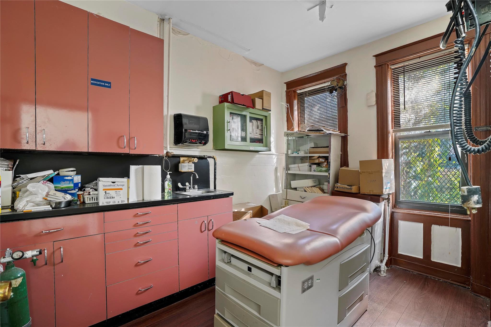 1670 Putnam Avenue, Ridgewood, NY 11385