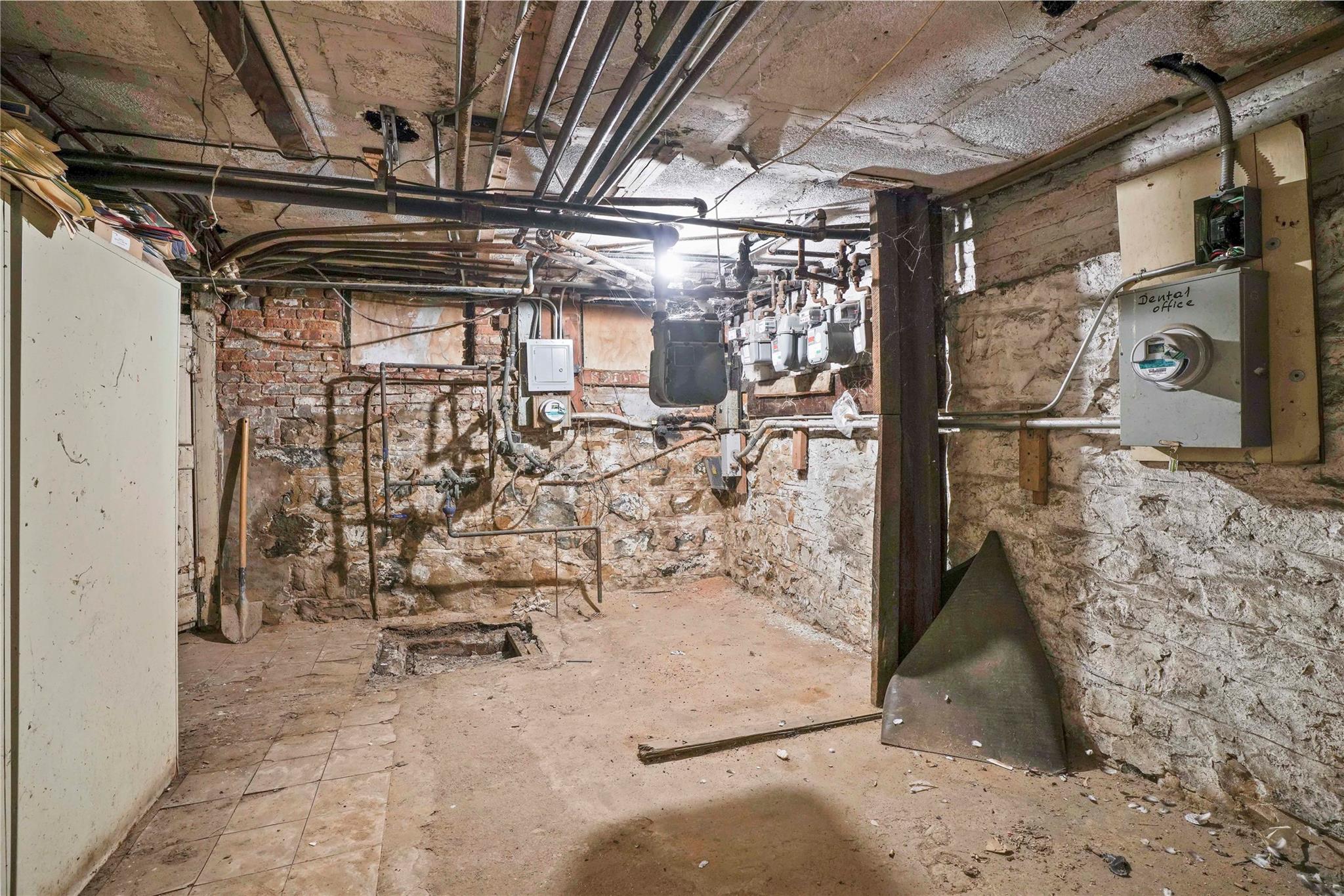 1670 Putnam Avenue, Ridgewood, NY 11385