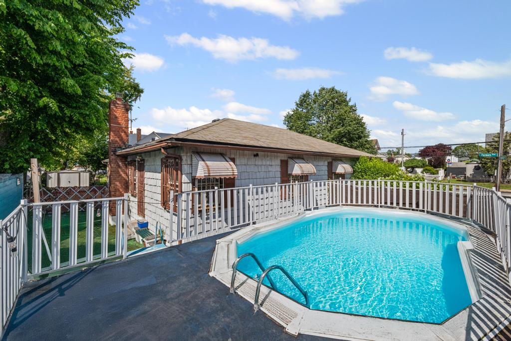 115-72 Farmers Boulevard, Saint Albans, NY 11412