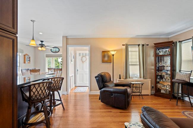 52 Legion Place, Malverne, NY 11565