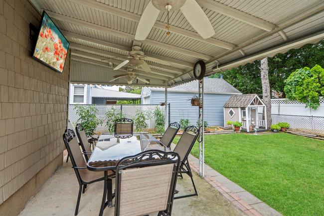 52 Legion Place, Malverne, NY 11565