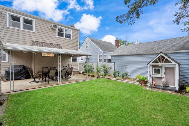 52 Legion Place, Malverne, NY 11565