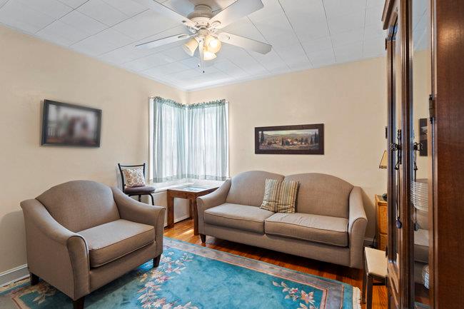 52 Legion Place, Malverne, NY 11565