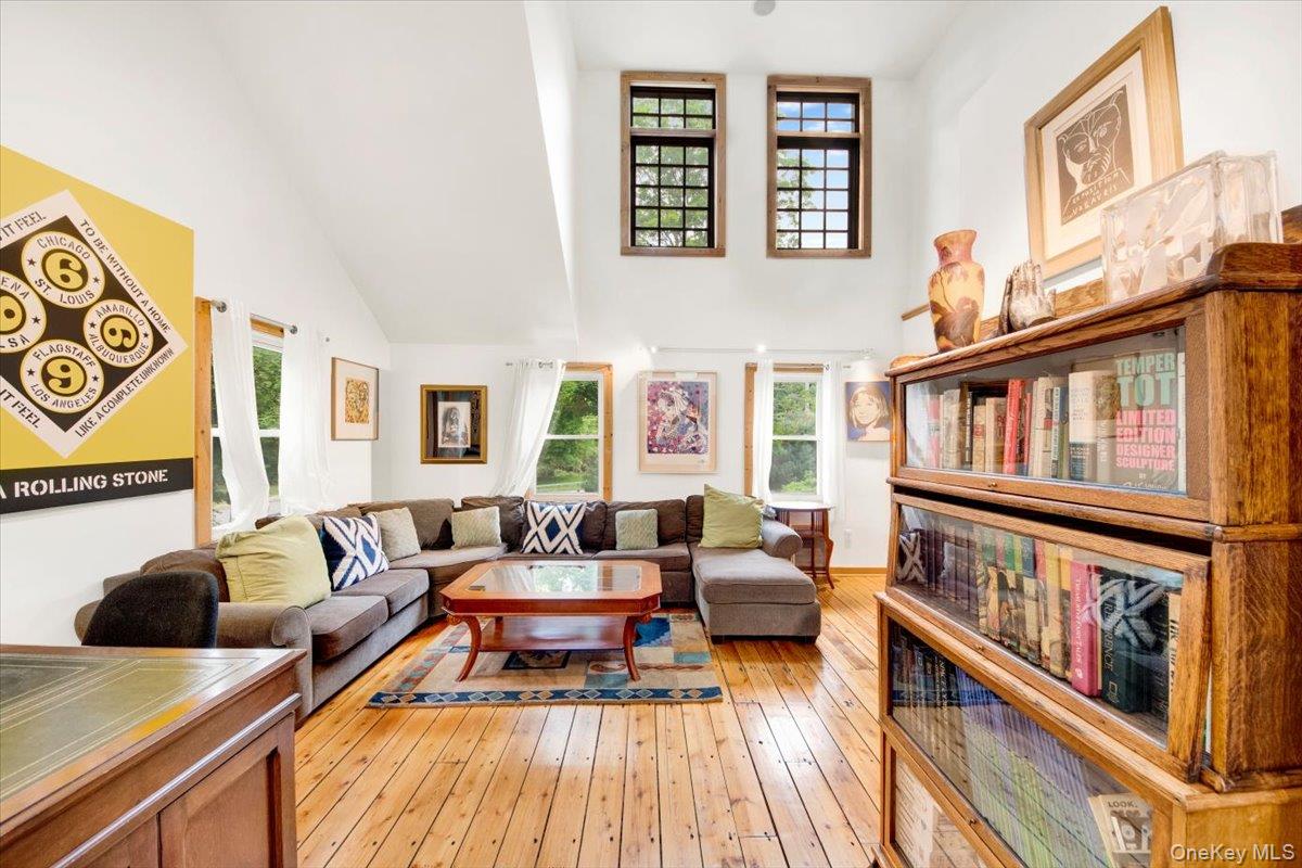 161 Goldens Bridge Road, Katonah, NY 10536