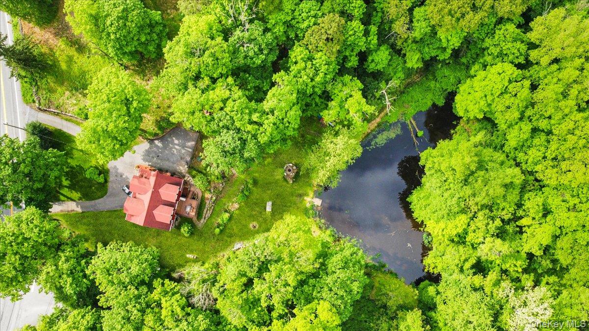 161 Goldens Bridge Road, Katonah, NY 10536