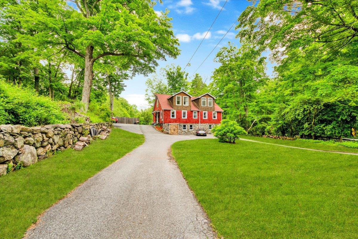 161 Goldens Bridge Road, Katonah, NY 10536