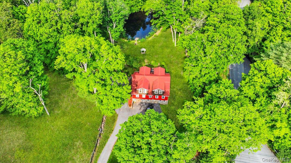 161 Goldens Bridge Road, Katonah, NY 10536