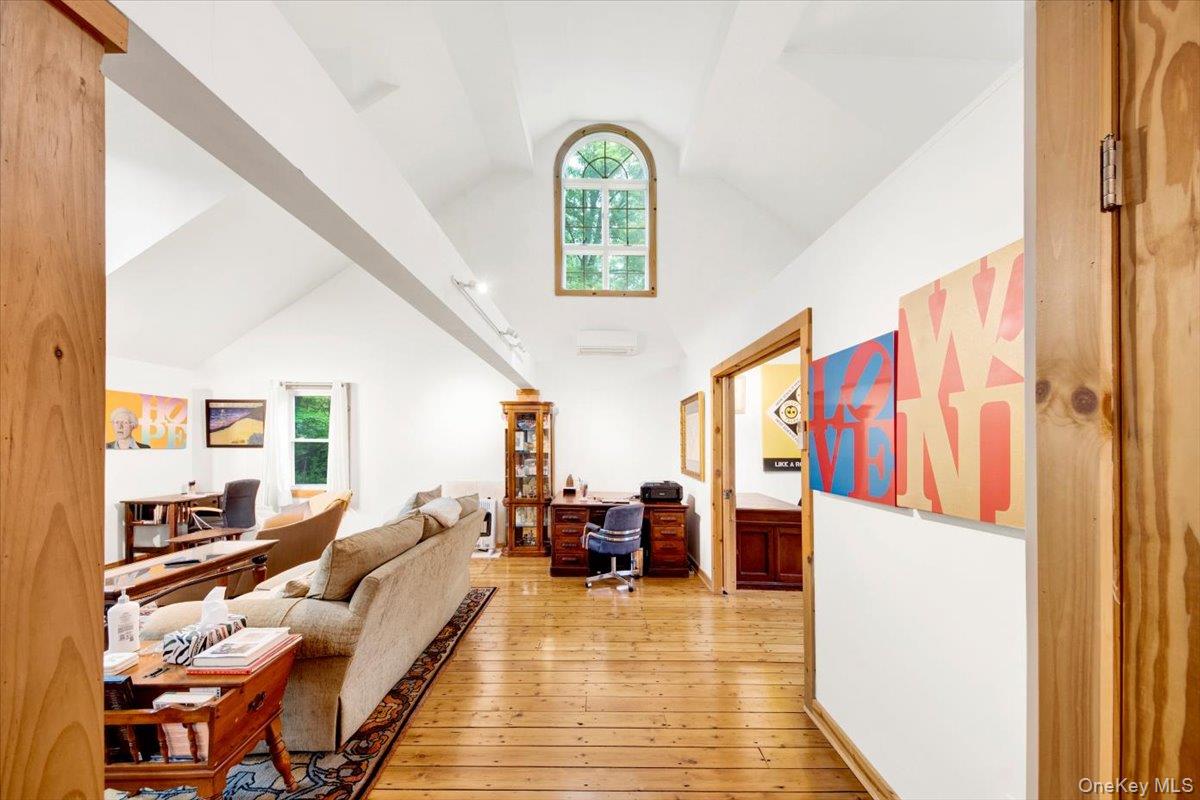 161 Goldens Bridge Road, Katonah, NY 10536