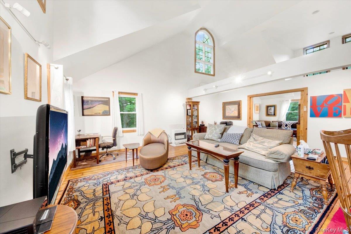 161 Goldens Bridge Road, Katonah, NY 10536