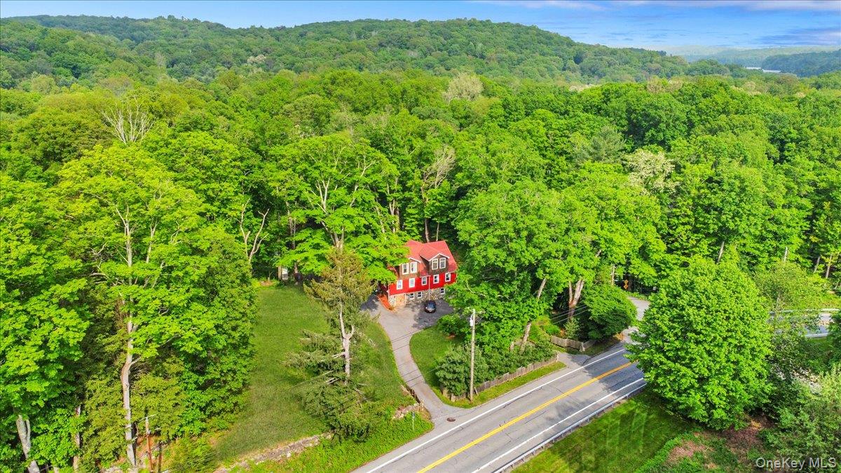 161 Goldens Bridge Road, Katonah, NY 10536