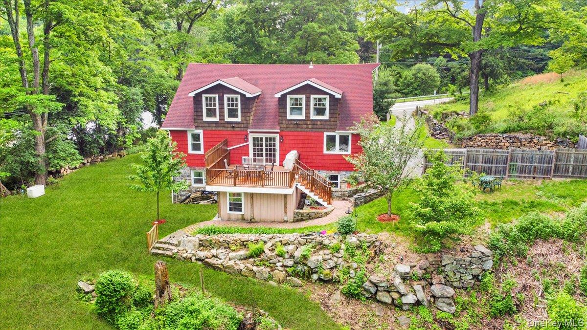 161 Goldens Bridge Road, Katonah, NY 10536