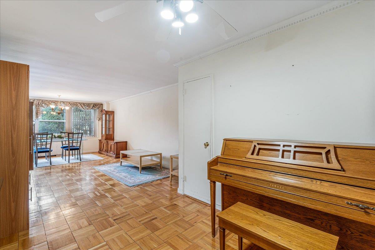 211-40 18TH Avenue # 1J, Bayside, NY 11360