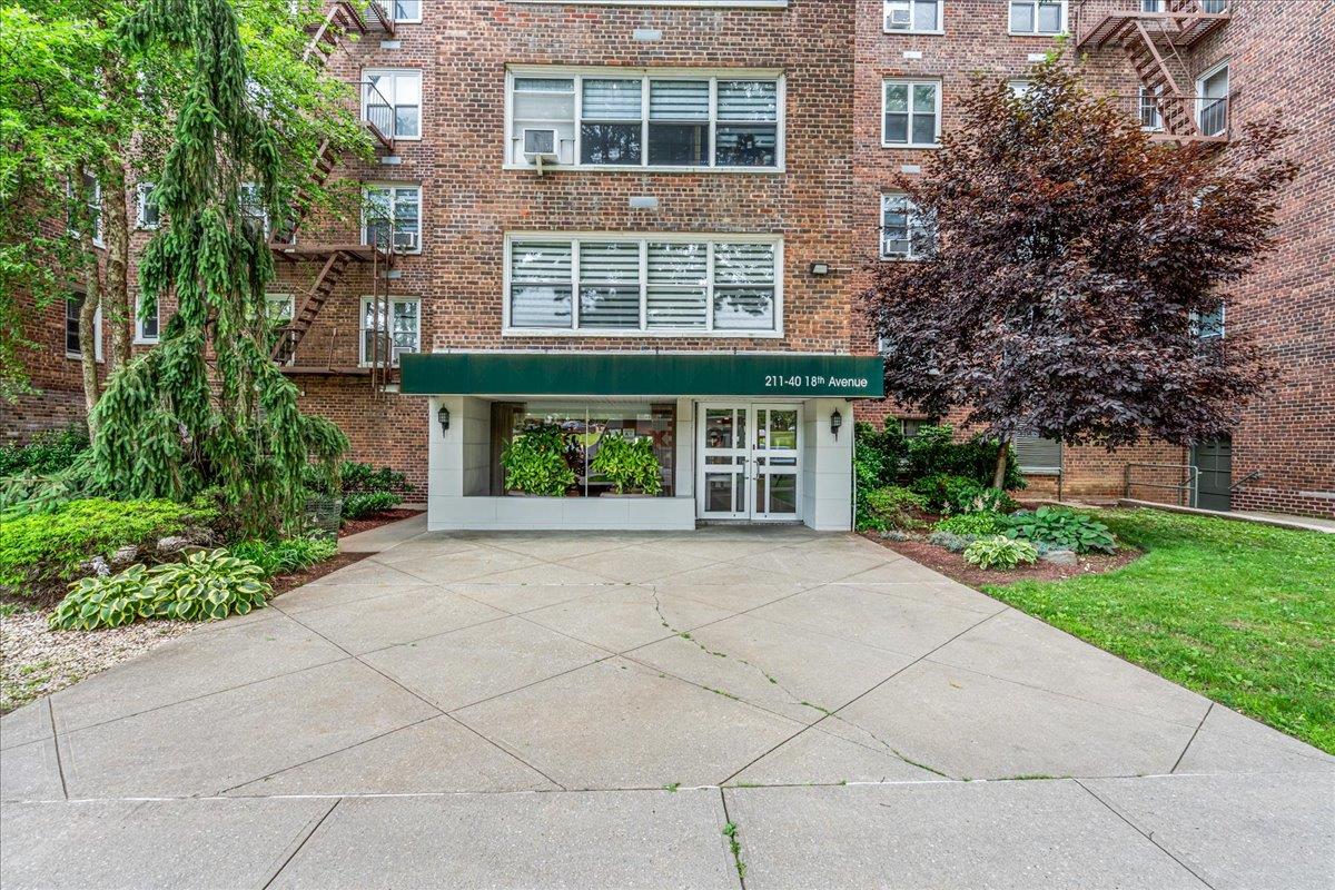 211-40 18TH Avenue # 1J, Bayside, NY 11360