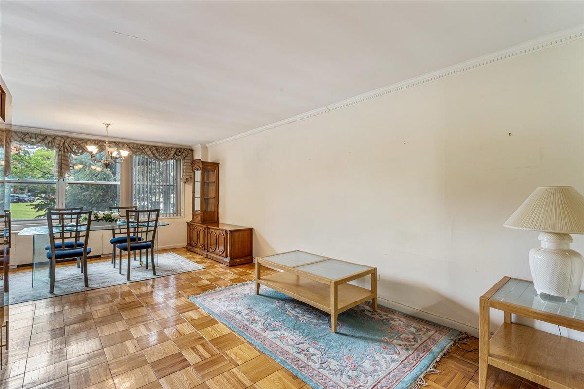 211-40 18TH Avenue # 1J, Bayside, NY 11360