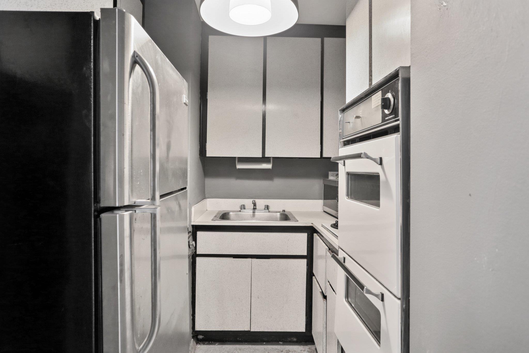 135 Ocean Parkway # 17H, Brooklyn, NY 11218