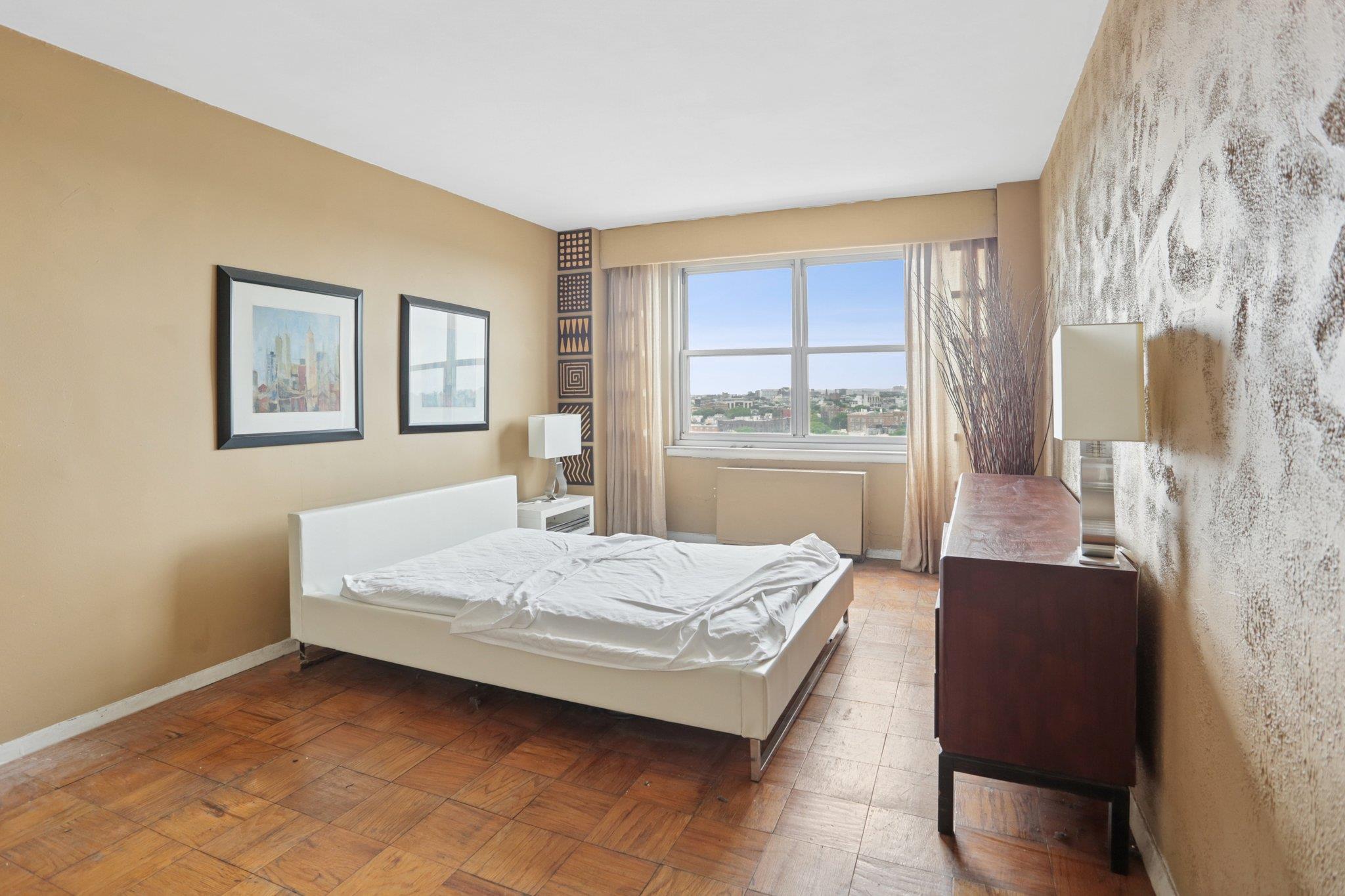 135 Ocean Parkway # 17H, Brooklyn, NY 11218