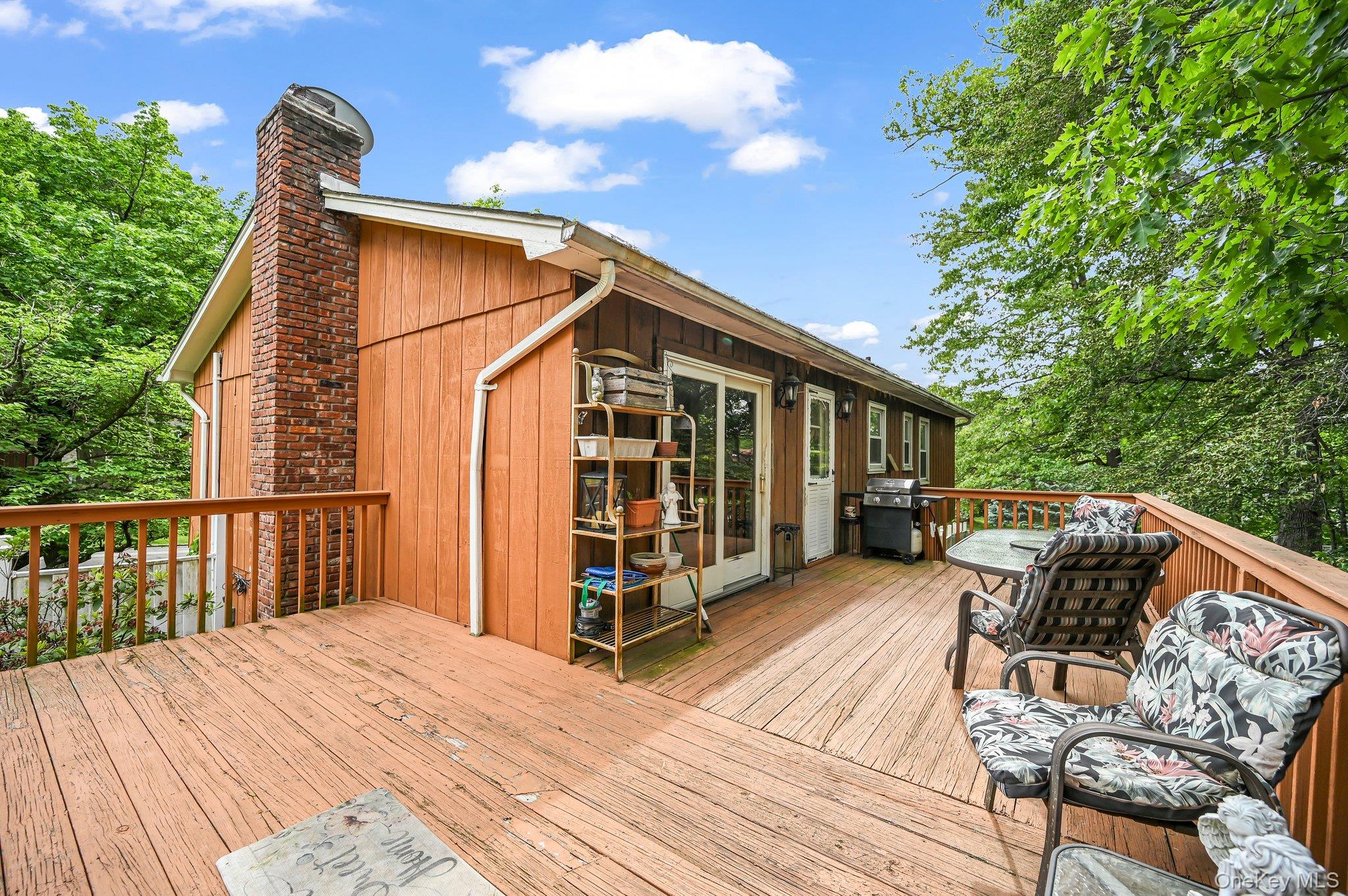 10 Catawba Drive, West Nyack, NY 10994