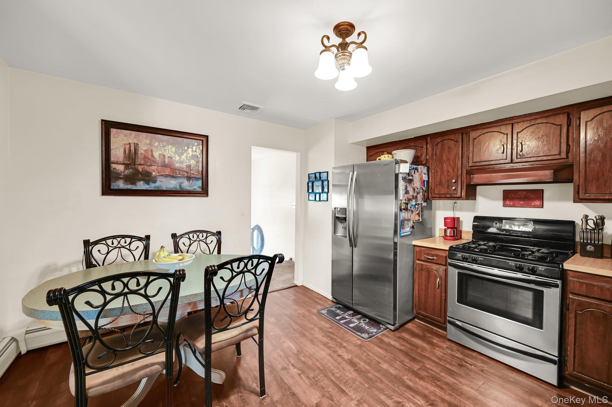 10 Catawba Drive, West Nyack, NY 10994