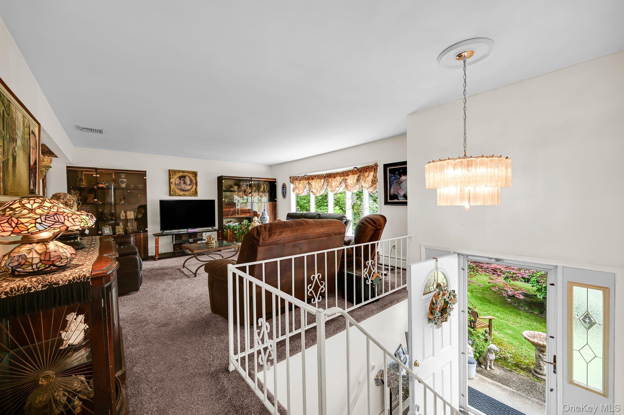 10 Catawba Drive, West Nyack, NY 10994