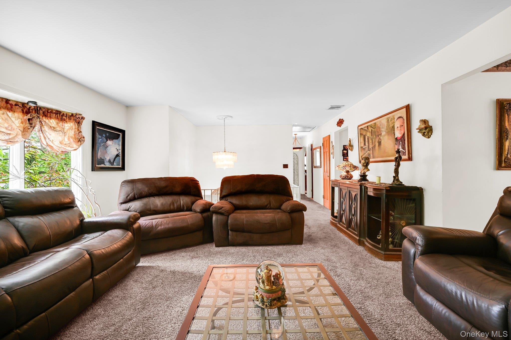 10 Catawba Drive, West Nyack, NY 10994