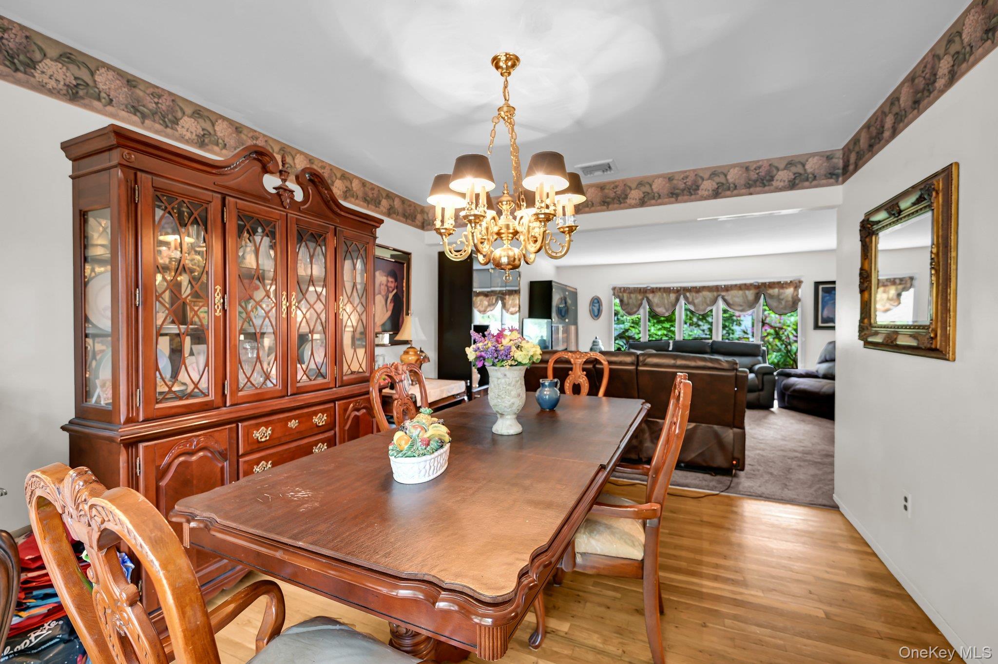 10 Catawba Drive, West Nyack, NY 10994