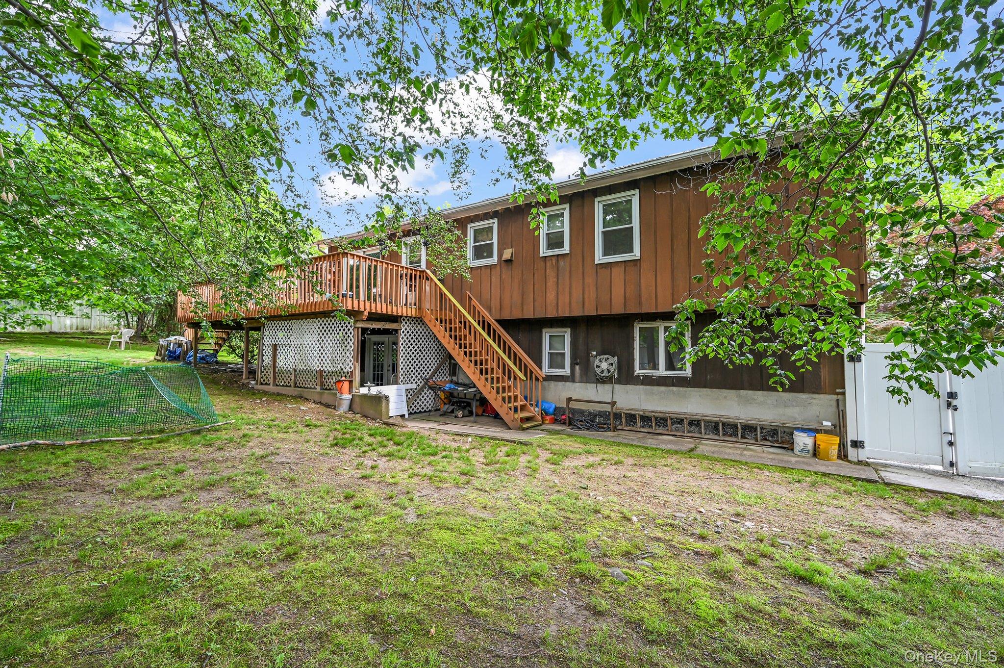 10 Catawba Drive, West Nyack, NY 10994